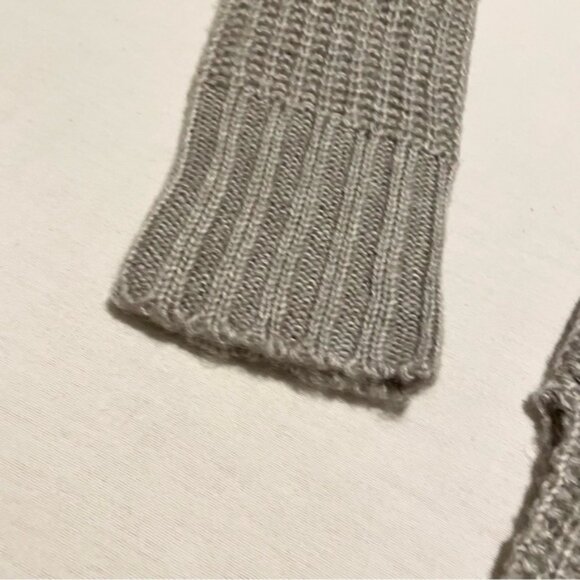 Ex-Girlfriend Womens Long Sleeve Sweater Cut Out Shoulders Size XL - Picture 13 of 16